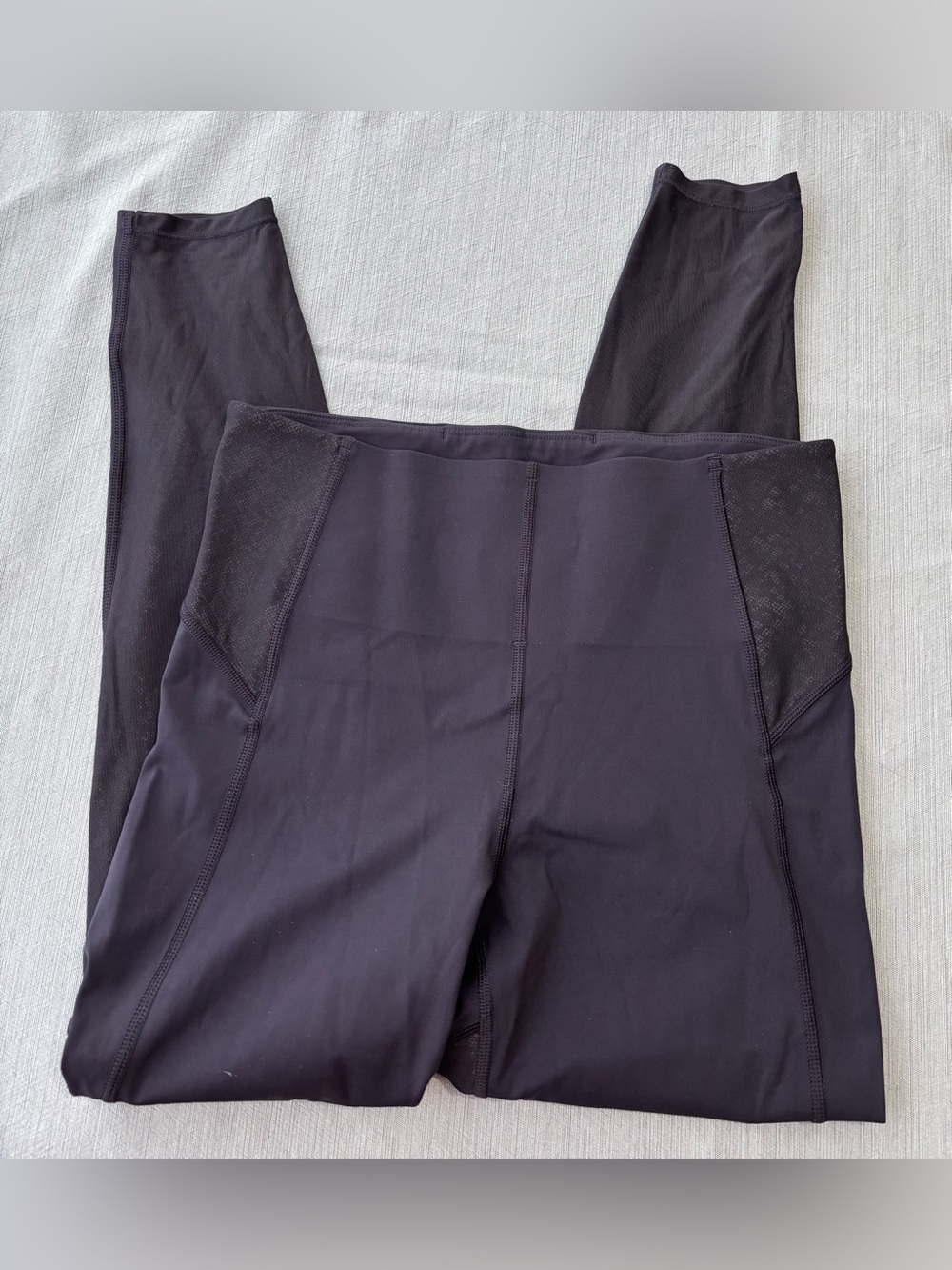 Athleta Black Stay Fly Reflective High-Rise 7/8 Active Leggings Side Panels S